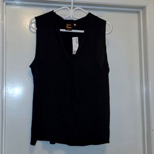 XL NWT Black Satin Front Sleeveless Tank Reitmans